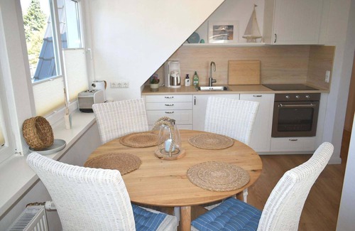 Timmendorfer Strand Apartment | Fischerhus vacation apartment deck 2