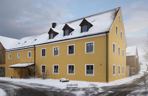 Mitterteich House | Fischhof Beer
