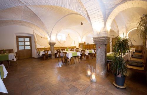 Mitterteich House | Fischhof Beer