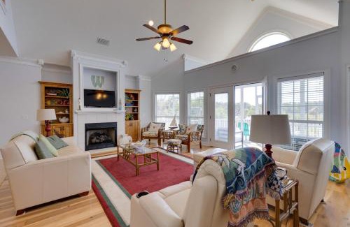 Meridian House | Fish, Boat and Unwind Creekside Oasis in Darien!