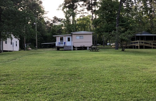 Milam House | Fish Camp on Shamrock Cove (Toledo Bend) Milam, TX