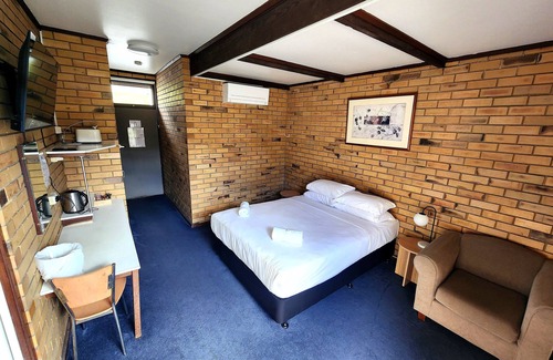 Fish Creek Hotel | Fish Creek Hotel