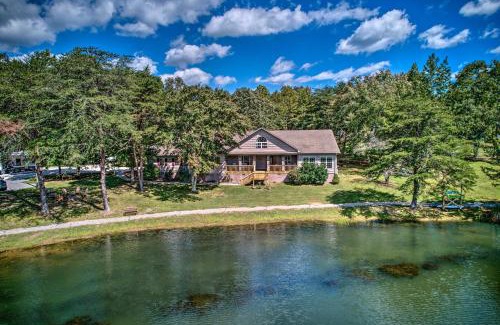 Trenton House | Fish, Kayak and More Lakefront Georgia Home