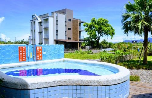 Dongshan Villa | Fish Nest Villa 宜蘭親子包棟民宿 戲水池 歡唱 代訂晚餐