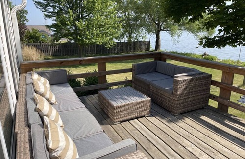 Spring Grove House | Fisher LakeHouse w/boat slip & sauna - sleeps 8
