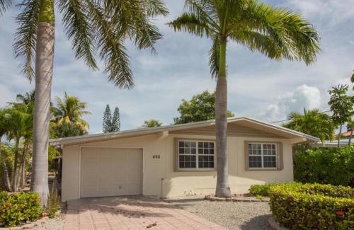Key Colony Beach House | Fisherman's Canal Getaway