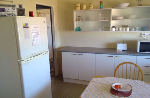 Denham House | Fisherman's Getaway sleeps ten ocean views -STRA653HYEUEVG0