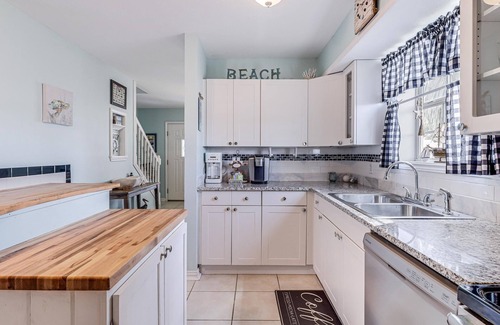 Rockport House | Fisherman's Inn 2 Bedroom Home by RedAwning