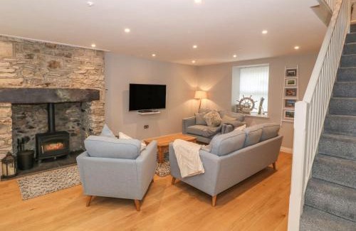Malltraeth House | Fishermans Cottage
