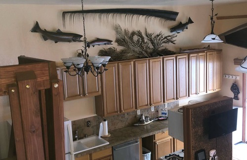 Bear Creek Apartment | Fisherman’s Get Away