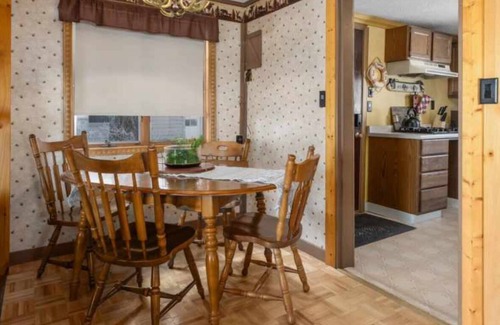 Garrison Cabin | Fisherman’s Shanty- Lakeside