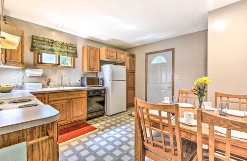 Rice Lake House | Fishermen's Paradise w/Fire Pit on Rice Lake!
