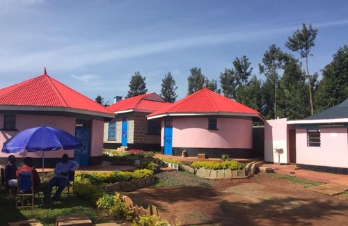 Trans-Nzoia Bed & Breakfast | Fishers Of Men Christian Cottages