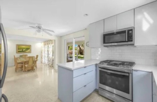 Laurel House | Fishing and Seashell Paradise in Nokomis Beach