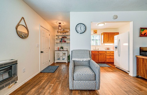 Broken Bow Cottage | Fishing Pond & Pier: Secluded Broken Bow Cottage!