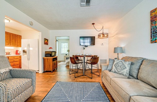 Broken Bow Cottage | Fishing Pond & Pier: Secluded Broken Bow Cottage!