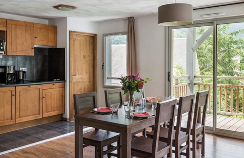 Vielle-Aure Apartment | Fitness, swimming pool, sauna, terrace, balcony, tv, ski locker, 48m², Saint Lary Soulan