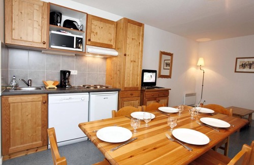 Avrieux Apartment | Fitness, terrace, balcony, parking, tv, ski locker, 43m², La Norma