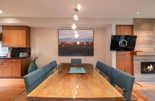 Whistler House | Fitzsimmons Walk 35 by Outpost Whistler