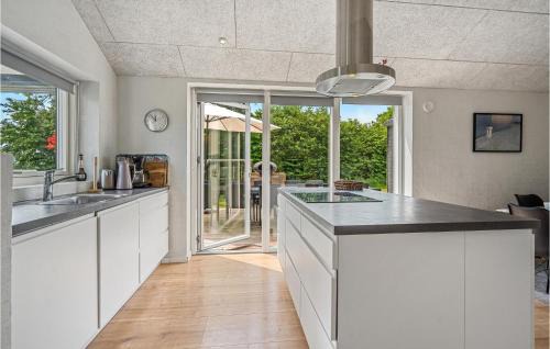 Fynshav House | Five-Bedroom Holiday Home In Haderslev