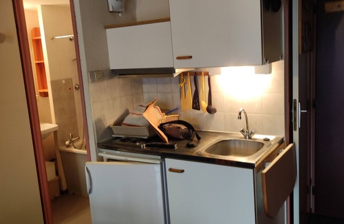 Premanon Apartment | Five minutes from skating rink, cross-country ski trails Duplex apartment