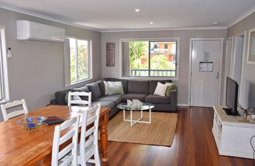South West Rocks House | Five On Trial - Bring your own linen