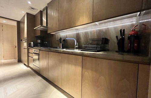 Palm Jumeirah Resort | FIVE Palm Resort | Luxury 2BR+Maids & Jacuzzi/SPA