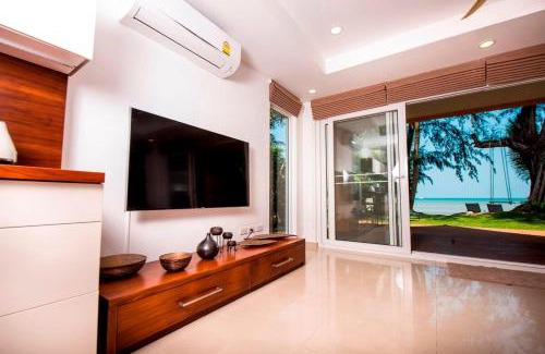 Klong Son Villa | Five Palms Beachfront Villa