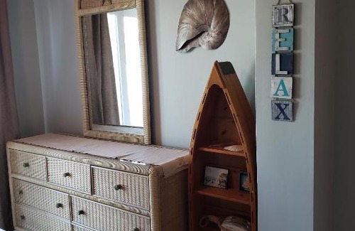 Bay Esplanade House | Five Palms Suite 102 - Daily - Weekly - Monthly