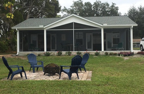 Odessa House | Five Star Rating Lake/WaterFront Oasis Near Tampa/Orlando & Gulf Beaches