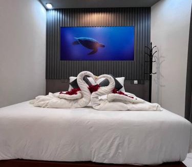 Maalhos House | Fiya Inn