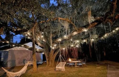 Homosassa House | FL's Nature Coast Getaway - 4BR, 2BA, Boat Parking
