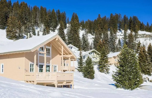 Flaine Ski Chalet | Flaine Hameau Chalets - maeva Home - 5-Room Chalet 8 People - Prestige