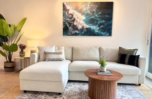 Schwarzach Apartment | FLAIR Apartments Vorarlberg - Stilvolles Wohnen nahe Bodensee & Alpen - Küche, Balkon & Gratis Parkplatz