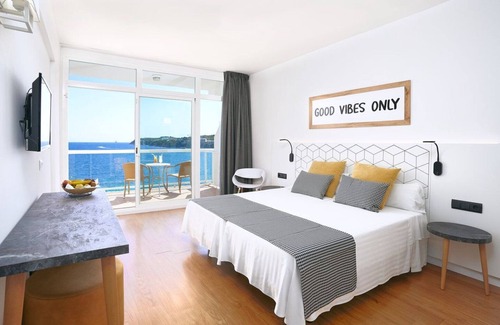 Torrenova Hotel | Flamboyan Caribe Hotel & Spa