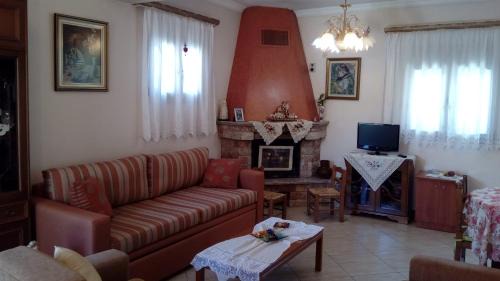 Poulata Apartment | Flamiatos Garden Cottages