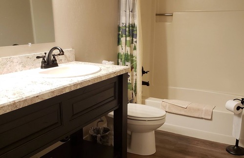 Dutch John Hotel | Flaming Gorge Resort