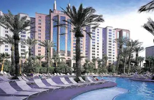 Las Vegas Condo | Flamingo, a Hilton Grand Vacations Club- 2 Bedroom