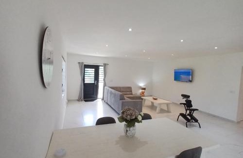Grote Berg Apartment | Flamingo Apartment - Regal Rentals Curacao