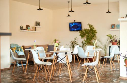 Parvenets Hotel | Flamingo Plovdiv