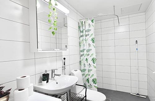 Aviapolis Apartment | Flamingo Studio, Free Parking, 2 Min to Airport and Spa