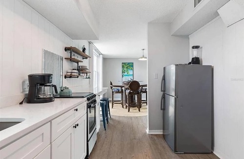 Flagler Beach Condo | Flamingo Suite | Bombora Suites | Steps To Flagler Beach