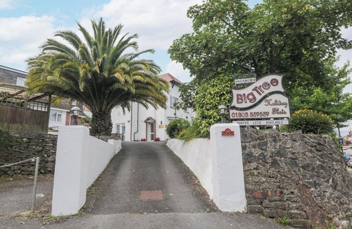 St. Michaels Cottage | Flat 1A, Big Tree Holiday Flats