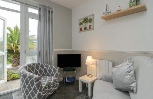 St. Michaels House | Flat 2, Big Tree Holiday Flats