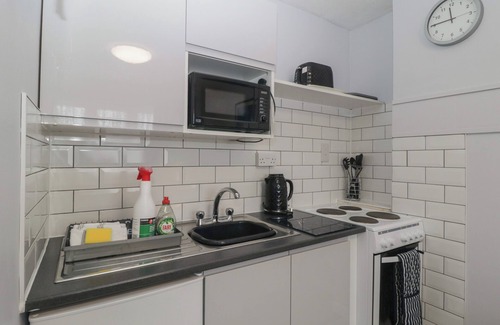 St. Michaels Cottage | FLAT 5, BIG TREE HOLIDAY FLATS, family friendly in Paignton