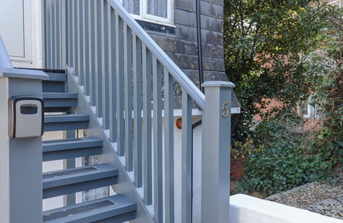 St. Michaels Cottage | Flat 5, Big Tree Holiday Flats