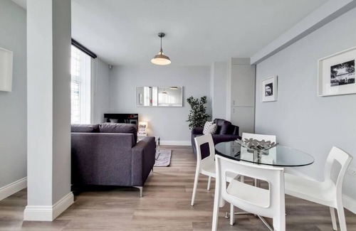 North Richmond Apartment | Flat 5 Brewers Lane - 1 bedroom apartment