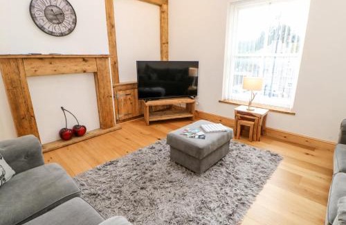 Eastgate House | Flat Above 27