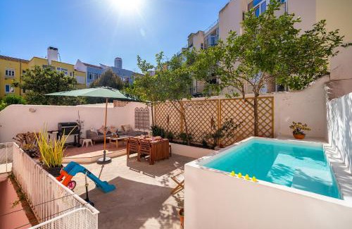 Santo Amaro Apartment | Flat Art - Luxury with private Pool & Garden