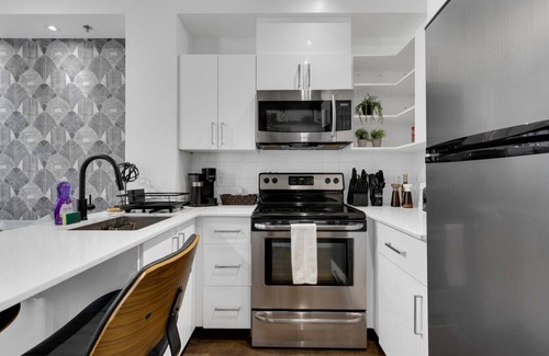 Milton Park Apartment | Flat at the Foot of the Mountain W/Parking